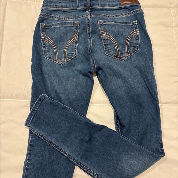 Hollister Super Skinny Jeans - Low Rise - Picture 3 of 3